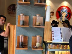 -霸王茶姬(五一路店)