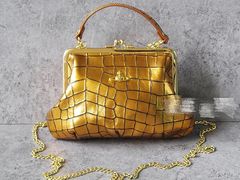 -Vivienne Westwood(上海来福士广场店)