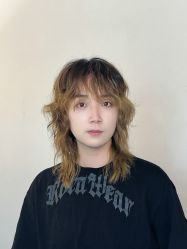 -Hair Co.一间沙龙