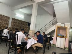 -台山第一家兴华黄鳝饭·黄鳝婆(彭沙坑总店)