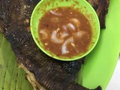 -明记烧鱼美味店