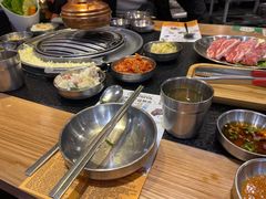 -GOGIYA·咕叽吖韩国传统烤肉店(东方新天地店)