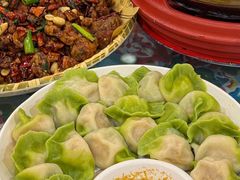 -闯关东东北农家菜(崂山石老人店)