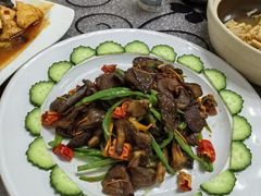 -天天向上素食餐厅(五台山店)