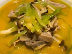 望江门金汤烩肚丝-弄堂里(雨花客厅店)