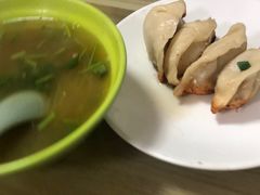 -胡记锅贴·沪上游子老鸭粉丝汤(太原路店)