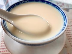 香滑凤凰奶-周大娘牛乳(旧寨古村总店)