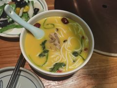 云南过桥米线-云海肴云南菜·蒸汽石锅鱼(北京良乡华冠店)