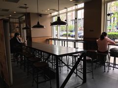 靠窗位-星巴克(北京广渠门名敦道店)