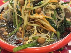 -闯关东东北农家菜(崂山石老人店)