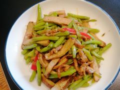 黄花菜炒肉丝-金锅小厨(乐活街店)
