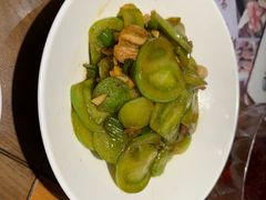 -黄泥岗·地道湖北菜(奥特莱斯店)