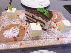 -YUE·6·西式融合餐厅(外滩六号店)