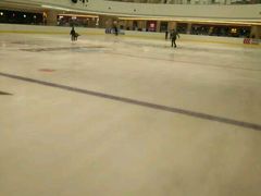 -冠军冰场CHAMPION RINK(环球银泰城店)