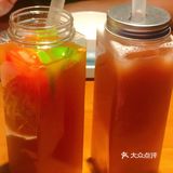 这次就两种一起吧，肉蟹煲是大家最爱必点的，螃蟹肥美