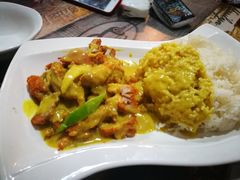 泰式脆皮咖喱鸡排饭-玖月时尚泰式餐厅