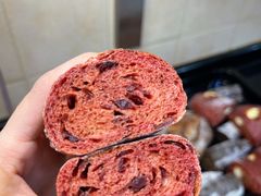红菜头红莓面包-PAPER STONE BAKERY(天汇广场店)