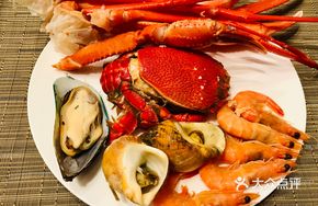 Braised Seafood in Wine