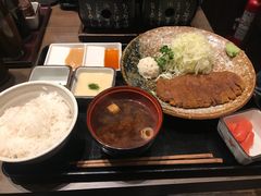 -牛かつもと村(原宿店)