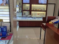 -吴良材眼镜(北中路店)