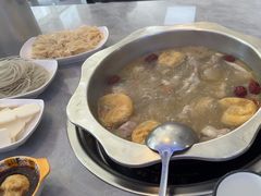 -光头药膳鸡(莱茵小镇店)