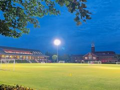 -上海德威外籍人员子女学校(浦东校区)