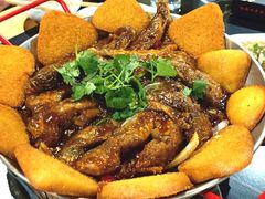 贴饼子烧小黄鱼-常赢三兄弟·清真涮肉·清真炒菜(朝阳新城店)
