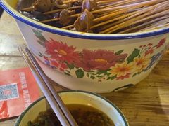 -拈签一笑黄牛肉辣卤串串