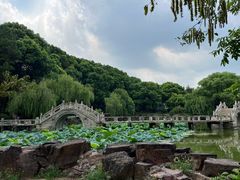 -灵岩山风景区