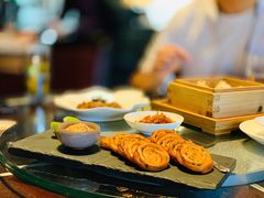 鹅肝酱葱油饼-杭州西子湖四季酒店·金沙厅
