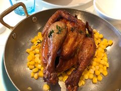 -港丽餐厅(高德置地店)