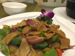 -新粤新疆菜清真餐厅(拱北店)