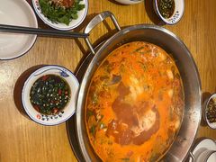 -新凯里酸汤鱼(飞山街店)