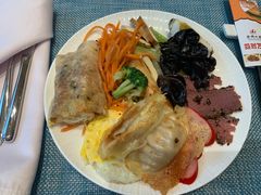 -舜耕山庄四时万和自助餐厅