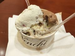 -VENCHI 闻绮(上海佛罗伦萨小镇店)