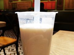 青稞红豆牛奶-CoCo都可(小寨赛格店)