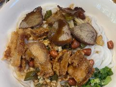 -牛八宝桂林米粉(八里庄店)