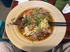 -方铲铲·成都板凳面(滨江银泰店)