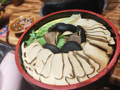 -贵厨酸汤牛肉(小十字店)