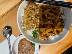 秘制猪排饭-豆恩咖餐(厦大翔安店)