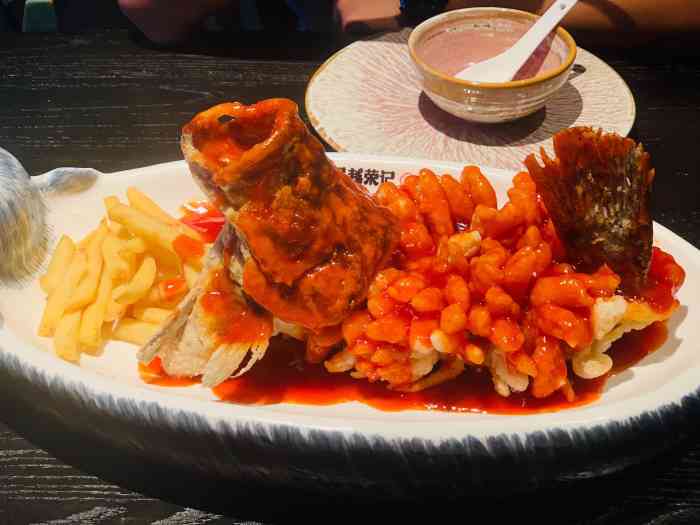 吴越荣记(月光码头二店)-"月光码头逛了一圈以后准备在附近用餐,找到.