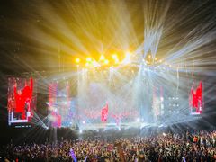 -成都金融城演艺中心