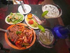 凯迪拉克拼盘-Chili's Cafe&Bar奇利斯(滨江店)