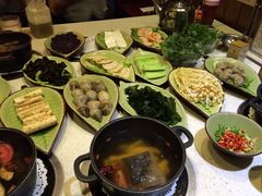 藏茶火锅-一叶一世界•素食餐厅(环球中心店)