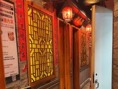 -万里闯关东铁锅炖菜馆(高新旗舰店)