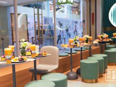 -奈雪的茶(亨特国际广场店)