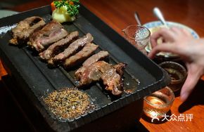 Volcanic Rock Grilled Angus Beef