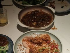 -八府香鸭·啫啫煲(华山路店)