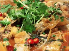 -魏铭鱼头捞饭(晋阳路店)