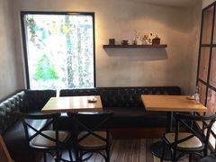 卡座-RUMORS COFFEE ROASTERY鲁马滋咖啡(湖南路店)